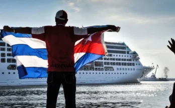 La escasez y los apagones en la isla llevan a que Uruguay esté recibiendo la mayor cantidad de cubanos de la historia