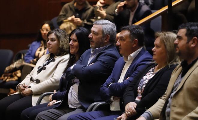 Albisu junto a la Mesa del Congreso de Intendentes participaron de la XIV Sesión del Plenario de Municipios de Uruguay Albisu junto a la Mesa del Congreso de Intendentes participaron de la XIV Sesión del Plenario de Municipios de Uruguay