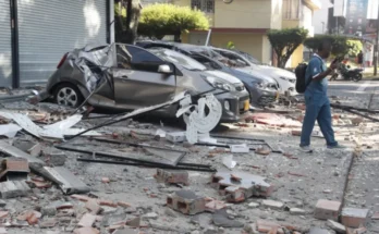 Un fuerte terremoto de magnitud 7,4 sacude el occidente de Colombia y se deja sentir en gran parte del país