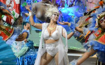 Imponente segunda noche de concurso de samba en Costanera, hoy tres escuelas ponen el broche de oro