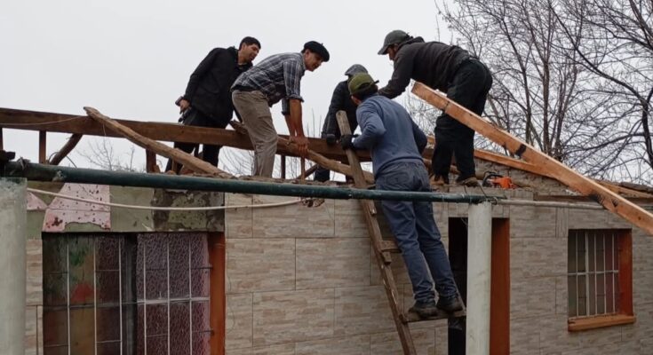El Gobierno de Salto acompaña la reconstrucción de las familias afectadas por el temporal en Campo de Todos El Gobierno de Salto acompaña la reconstrucción de las familias afectadas por el temporal en Campo de Todos