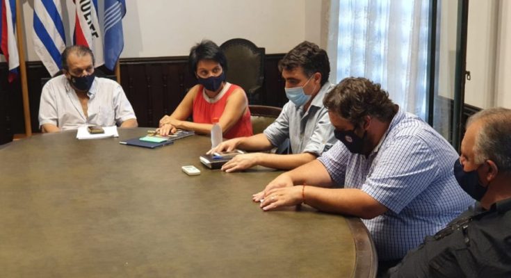 Reunión de trabajo entre Subsecretario de Ganadería, Intendencia y Salto Hortícola