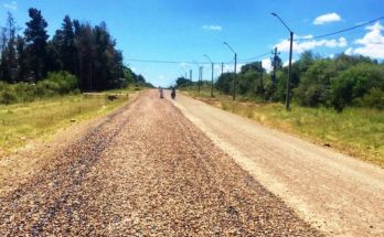 Mejoras en hormigón de calle Uruguay y bitumen en Camino del Éxodo al norte de Apolón