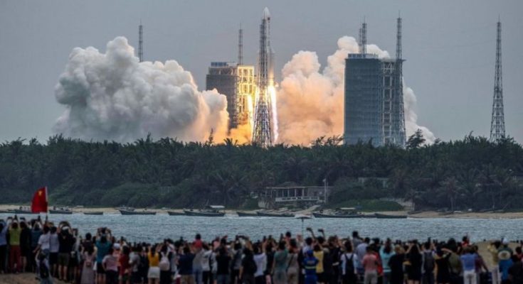 Cohete chino: la dura crítica de la NASA a Pekín por su “irresponsabilidad” y “falta de transparencia” ante la entrada descontrolada del Long March 5B a la Tierra