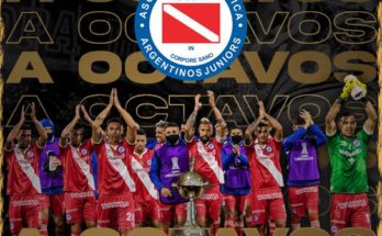 Libertadores: El plantel de Argentinos Juniors celebró la victoria de Nacional