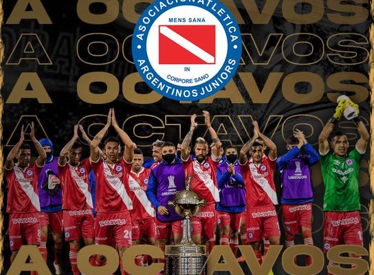 Libertadores: El plantel de Argentinos Juniors celebró la victoria de Nacional