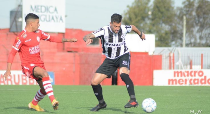 Apertura: Wanderers derrotó 1-0 a Rentistas y quedó en la cima del campeonato