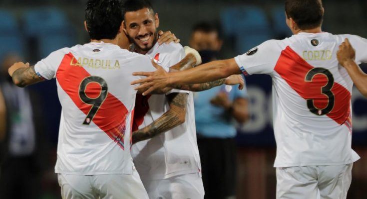 Copa América: Perú le ganó a Colombia 2-1 en Goiánia por la tercera fecha del grupo B