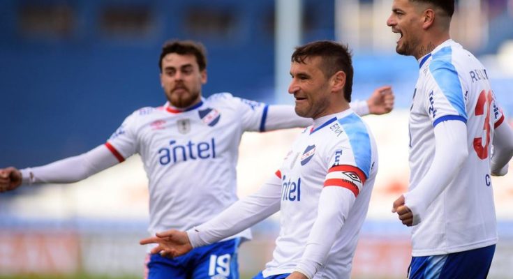 Apertura: Nacional, con triplete de Bergessio, venció 3-0 a Wanderers y es líder con Plaza