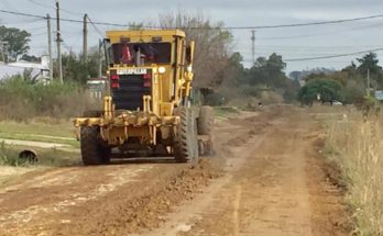 Equipos viales de la Intendencia de Salto continúan con tareas de recuperación de calles de ripio