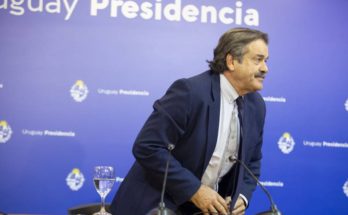 El cese de Uriarte es el tercer cambio de un ministro por razones políticas del gobierno de Lacalle Pou