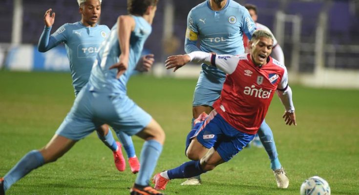 Apertura: City Torque goleó a Nacional 3-0 en el Franzini y se prendió en la pelea