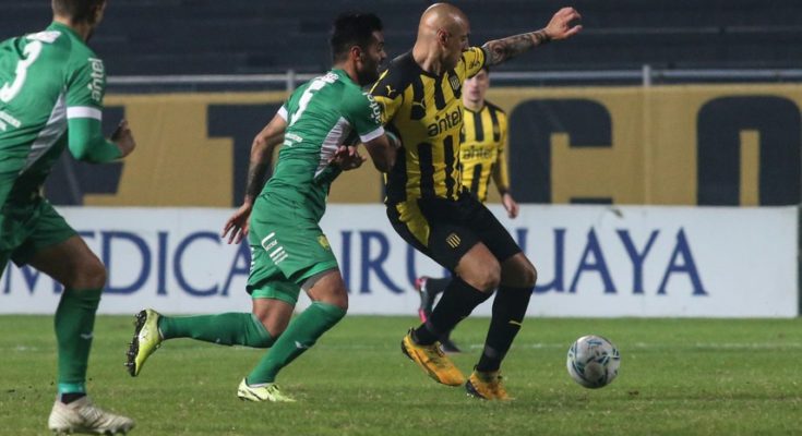 Apertura: Peñarol venció a Cerrito 2-0 de local y se puso a seis puntos de Plaza Colonia