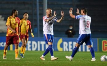 Apertura: Nacional le ganó a Villa Española 3-0 en el Gran Parque Central y está segundo