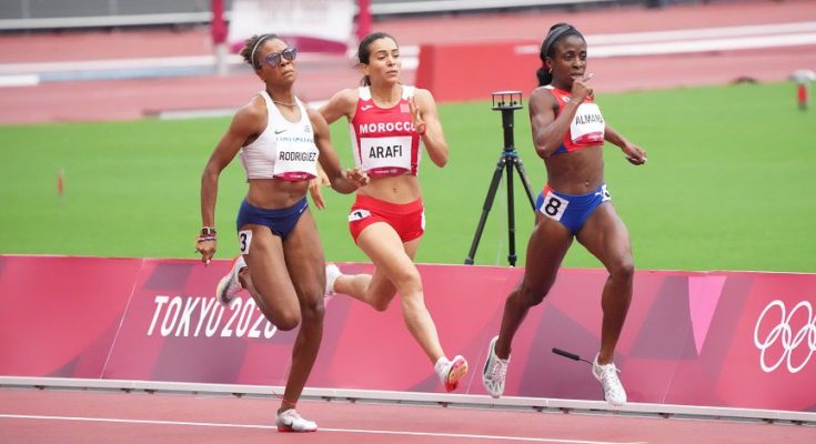 Tokio 2020: Déborah Rodríguez clasificó a la semifinal de los 800 metros