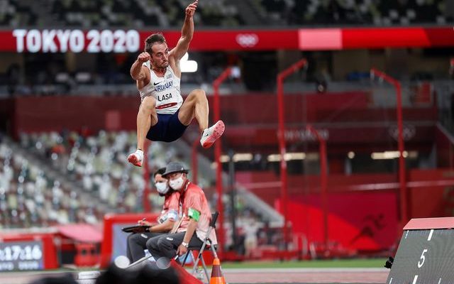 Tokio 2020: Emiliano Lasa no pudo meterse en la final olímpica de salto largo