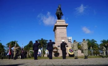 Acto conmemorativo por el 191º aniversario de la Jura de la Constitución.