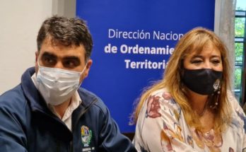 Intendente Lima firmó convenio con la Ministra de Vivienda y Ordenamiento Territorial