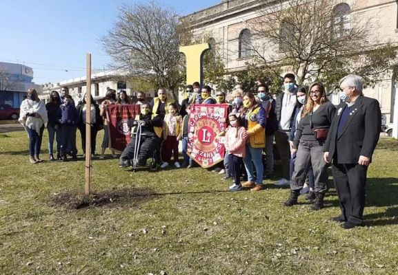 El Club de Leones Salto Los Azahares conmemoró sus 29 años