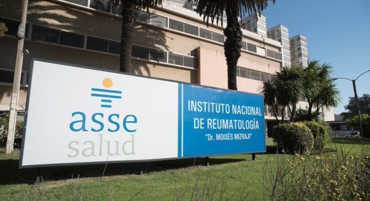 Médico de Salto denuncia persecución por revelar manejos en lista de espera