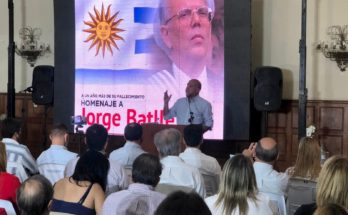 Homenaje a Jorge Batlle: Coutinho insistió en que la terminal de pasajeros del aeropuerto de Carrasco lleve su nombre