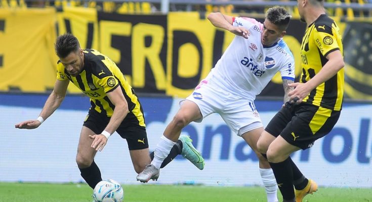 Clausura: Peñarol y Nacional igualaron 0-0 en el Campeón del Siglo por la novena fecha