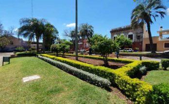 Intendencia de Salto trabaja en la remodelación de la plazoleta Roosevelt