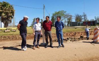 Directores de Servicios Públicos y Obras junto al diputado Lima recorrieron obras en barrio Artigas