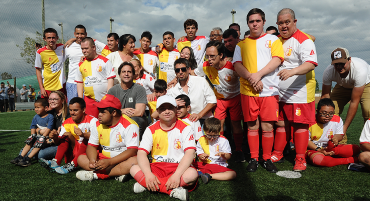 Lacalle Pou participó del primer Encuentro de Fútbol Inclusivo en Salto