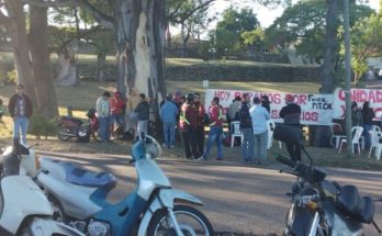 Trabajadores de La Caballada realizan paro de 24 horas este viernes