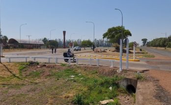 Intendencia trabaja en la etapa final del nuevo canalizador de tránsito en acceso sur