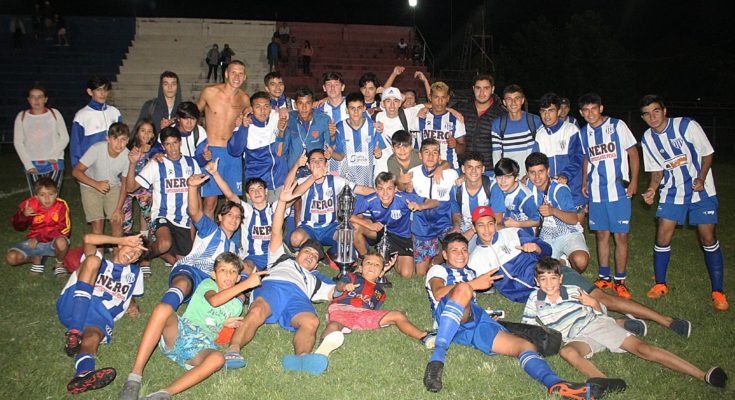 Sportivo Cerro campeón de la Divisional «C» en Sub 15 y Ssub 18