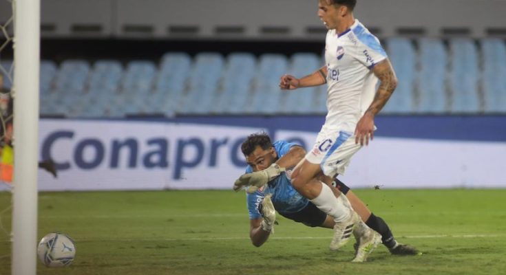 Torneo Apertura: Nacional goleó 4-0 a Rentistas en el Estadio Centenario