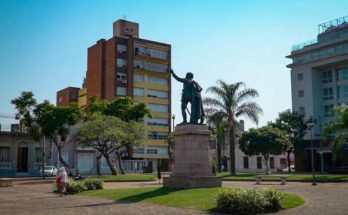 Intendencia de Salto realiza mejoras en plaza Artigas