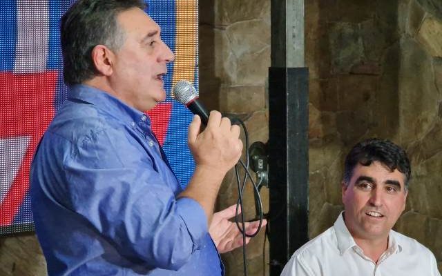 Se presentó la agrupación Unidos 2022 del Frente Amplio liderada por el exdirigente colorado Alberto “Pepe” de Mora