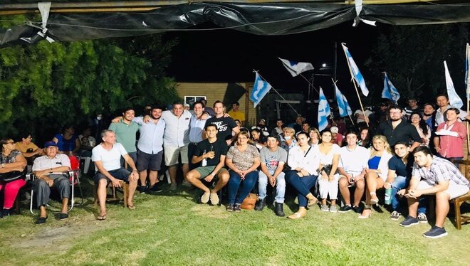 Ida y vuelta de la 400 por el NO, con vecinos de Barrio Artigas Ida y vuelta de la 400 por el NO, con vecinos de Barrio Artigas