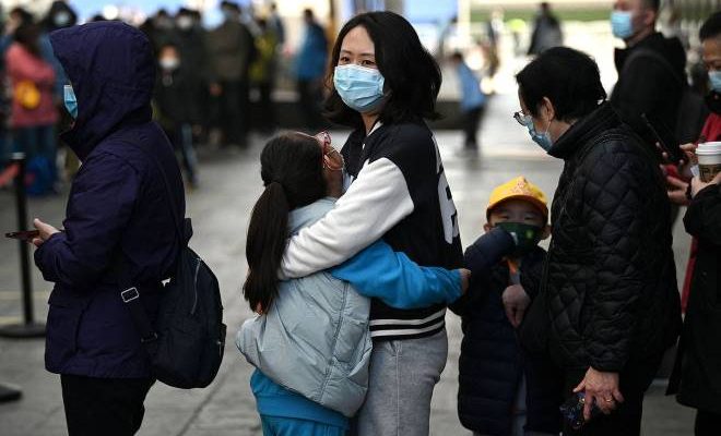 Crecen los casos de coronavirus en países de Europa y China confina a más de 17 millones de habitantes