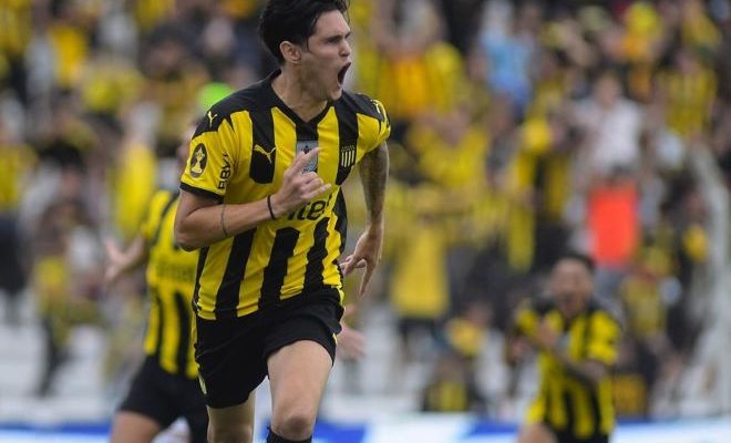 Torneo Apertura: Peñarol derrotó 1-0 a Danubio en Jardines del Hipódromo