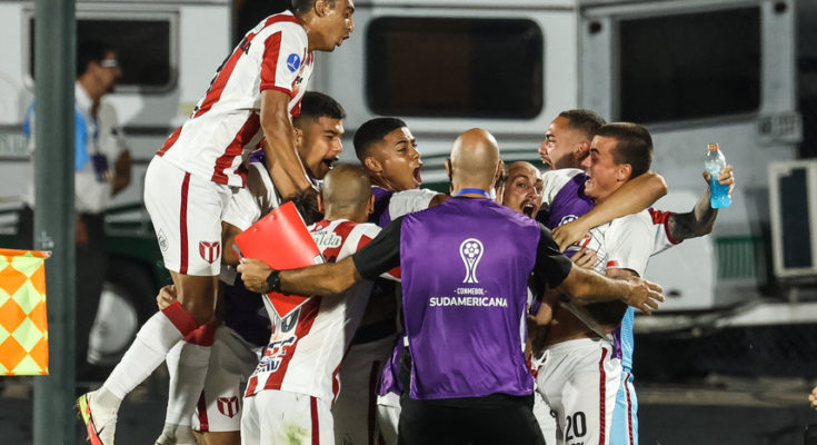 Sudamericana: River Plate derrotó por 2-0 a Liverpool y avanzó a la fase de grupos