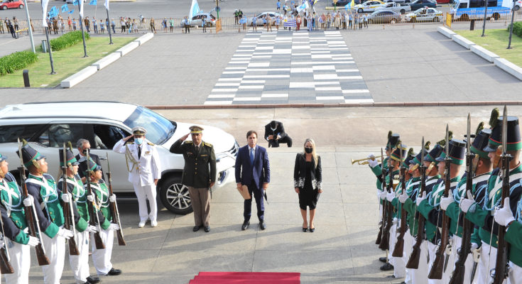 Presidente Lacalle Pou destacó fuerte inversión social y cumplimiento de los planes económicos del Gobierno Presidente Lacalle Pou destacó fuerte inversión social y cumplimiento de los planes económicos del Gobierno