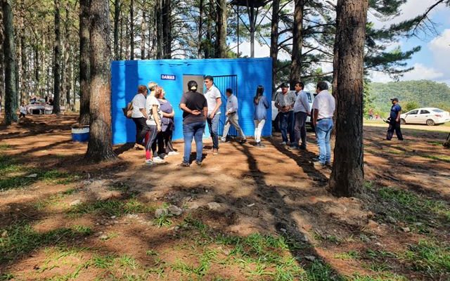 Intendencia de Salto inauguró 18 gabinetes higiénicos en Parque del Lago