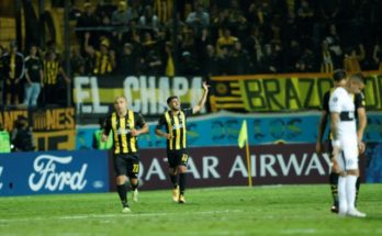 Libertadores: Peñarol venció 2-1 a Olimpia en el Campeón del Siglo