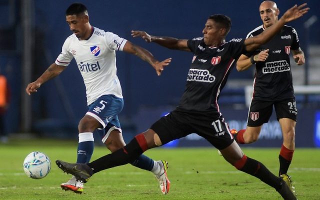 Apertura: Nacional y River Plate empataron 1-1 en el Gran Parque Central y se alejan