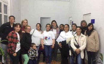 Grupo de padres “No a la Discriminación en la Educación” se reunió con la Directora de Cuidados