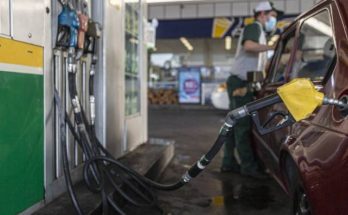 Gobierno resolvió suba de 1,5 pesos en la nafta y 3 en el gasoil desde junio