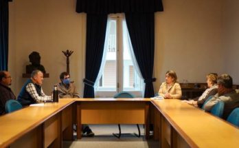 Dirección de Descentralización de la Intendencia mantuvo reunión con alcaldesa y concejales del municipio de San Antonio
