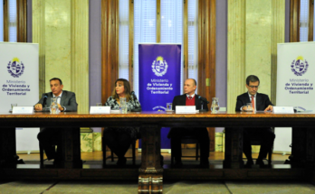 Ministerio de Vivienda impulsa uso de madera nacional para construcción de soluciones habitacionales