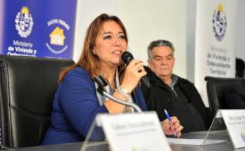 Vivienda construirá 100 soluciones habitacionales a partir de 500 módulos donados por UPM