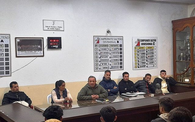 Se realizó la presentación de los planteles y cuerpos técnicos de la selecciones Sub 14 y Sub 15 de Salto