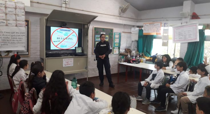 Escuela de Convivencia y Seguridad Ciudadana Escuela de Convivencia y Seguridad Ciudadana
